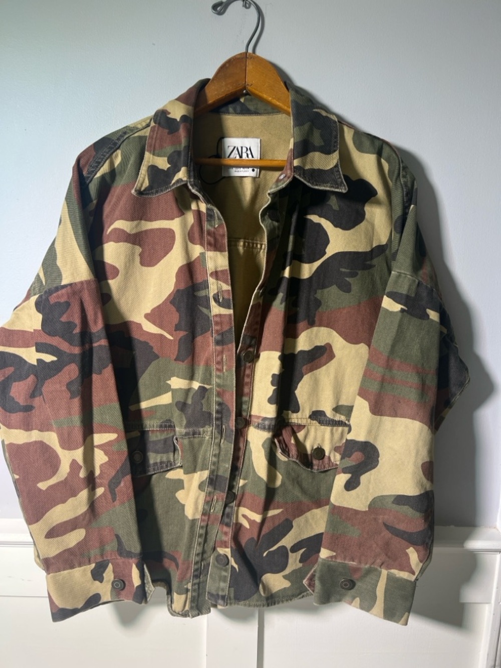 ZARA Camo Utility Jacket Cropped Boxy Fit Women’s Small Military Shirt Jacket